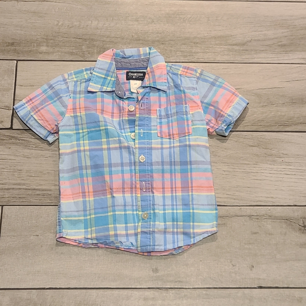 🥠 OshKosh plaid button down💫